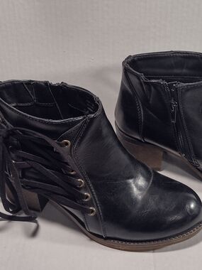 Black Lace-Up Ankle Boots Goth Grunge Witch Edgy Halloween- Leather Look Size 7w